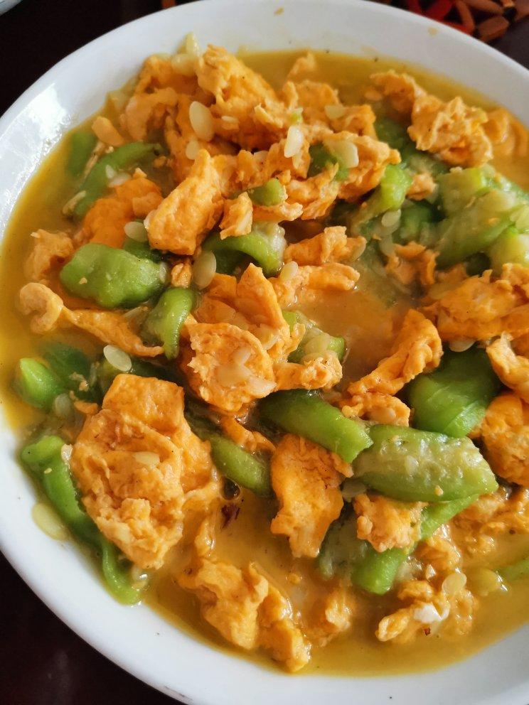 新手都🉑的家常菜:丝瓜炒蛋