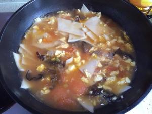 西红柿鸡蛋面片汤的做法 步骤10