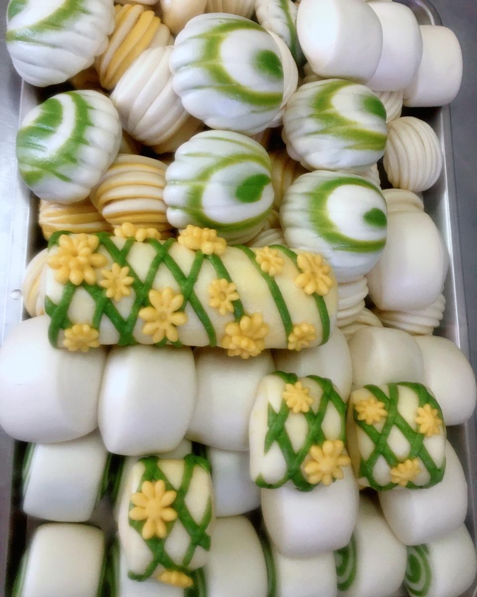 胡萝卜菠菜花样馒头