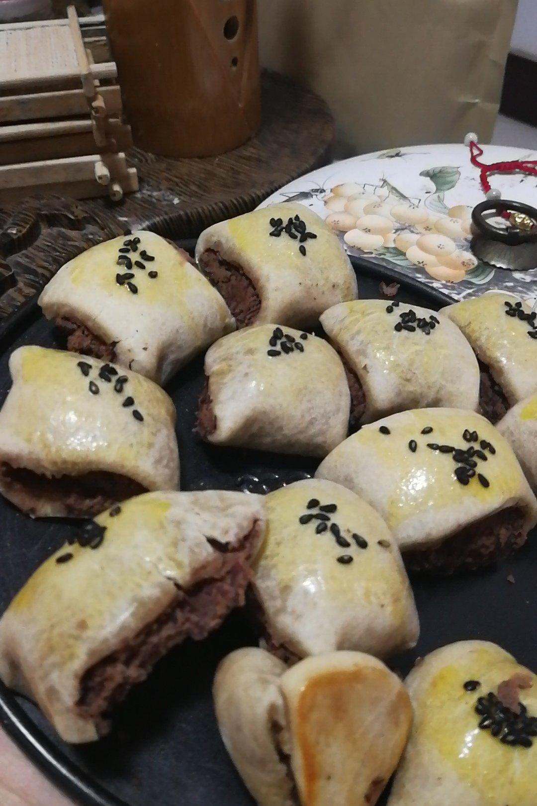 一口豆沙酥