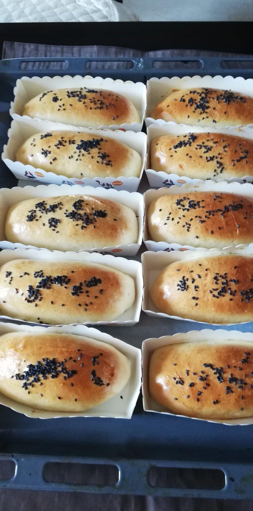 葱香火腿小面包