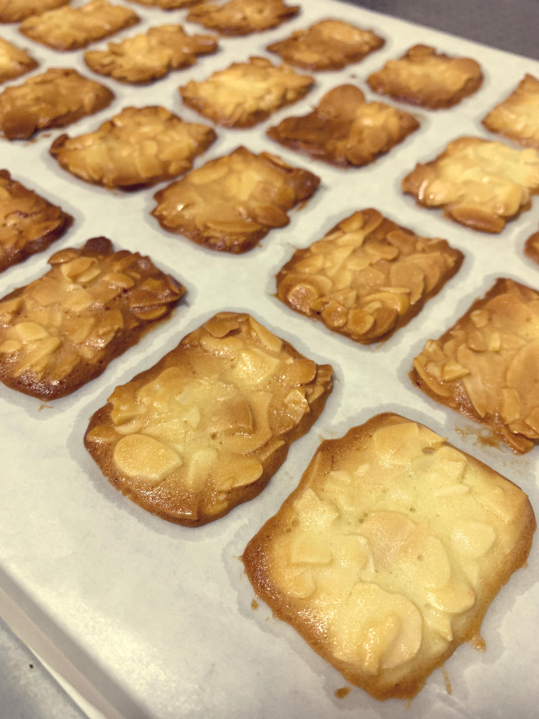 焦糖脆脆杏仁瓦片