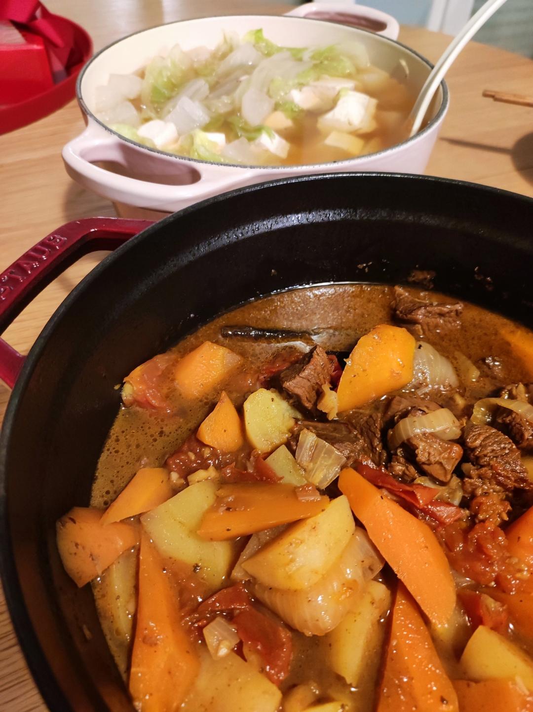 番茄土豆炖牛腩