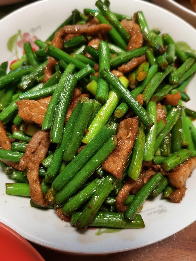 妈妈牌蒜薹炒肉