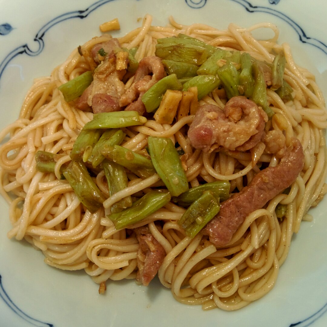 芸豆焖面（附万能的腌肉不老的办法）