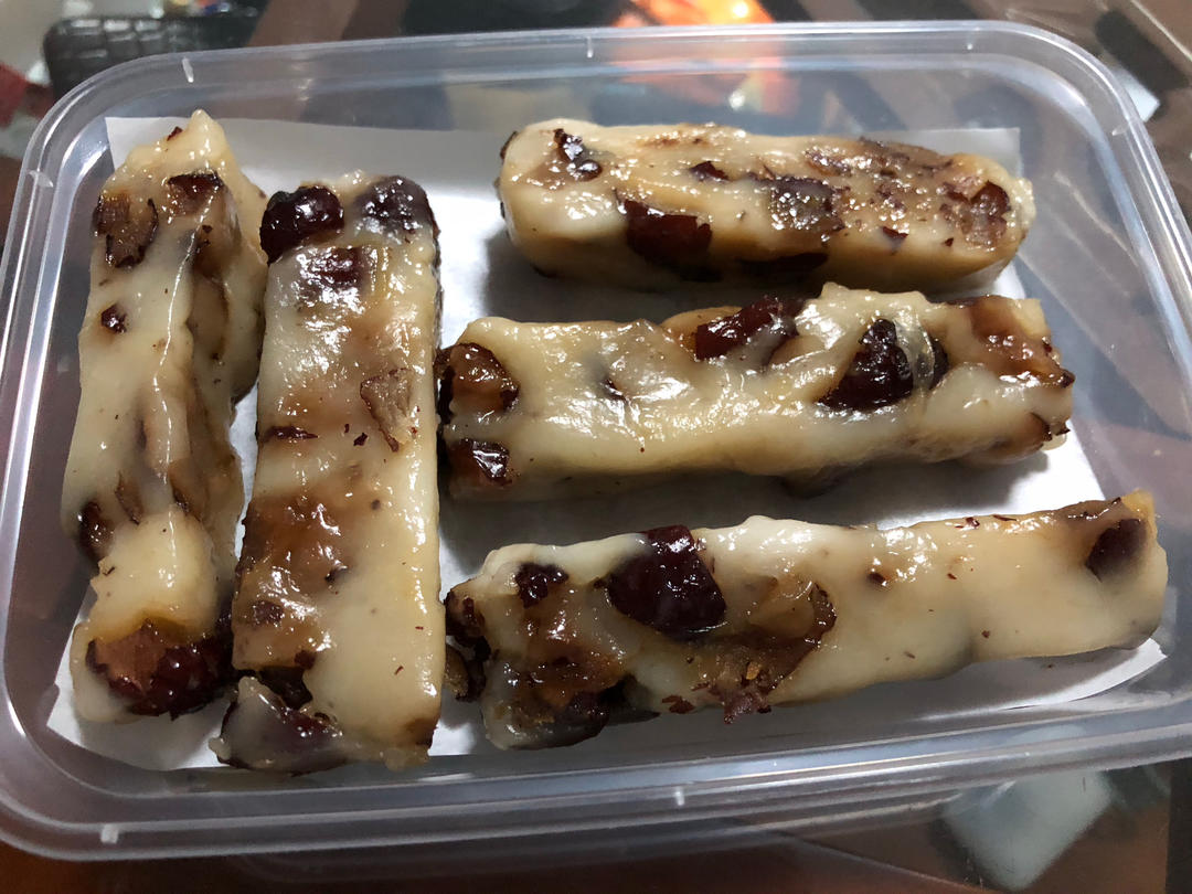 奶香红枣年糕，一揉一蒸20分钟搞定，糯叽叽香甜粘牙，简易低配版红枣粽子