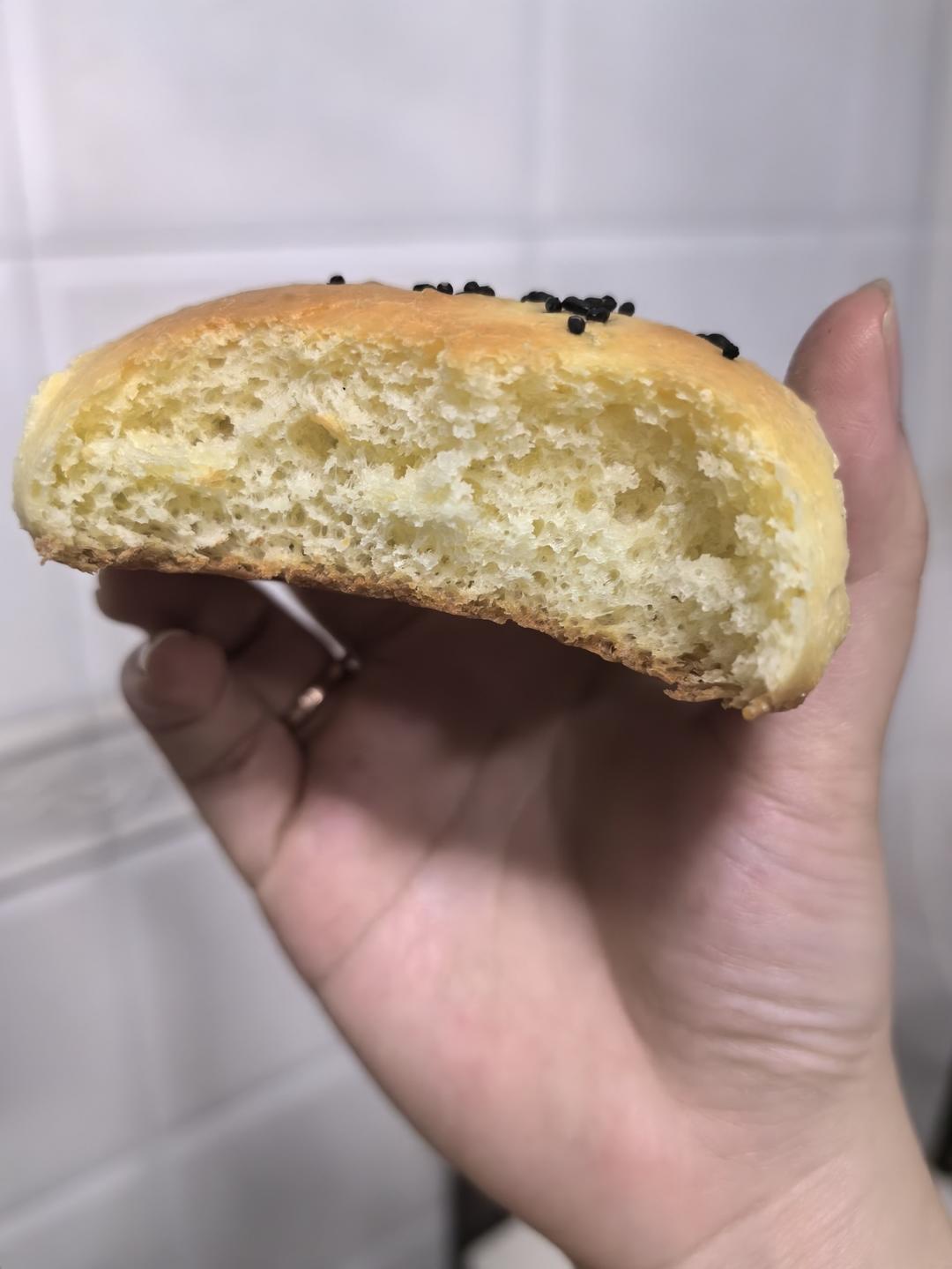 🥛超简单快手，柔软拉丝，一次发酵，牛奶小餐包