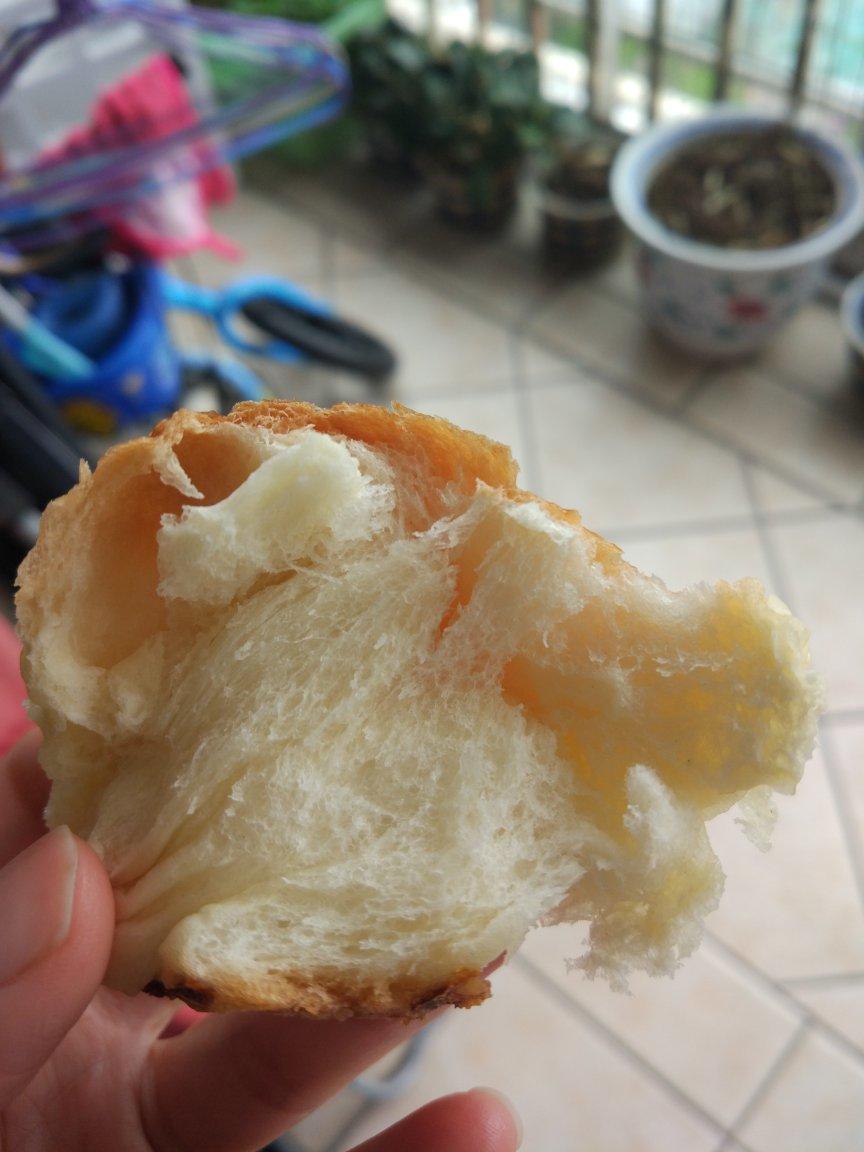 蜂蜜脆底小面包（蜂蜜奶香小餐包）