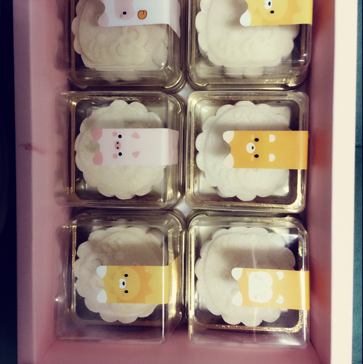奶黄冰皮月饼