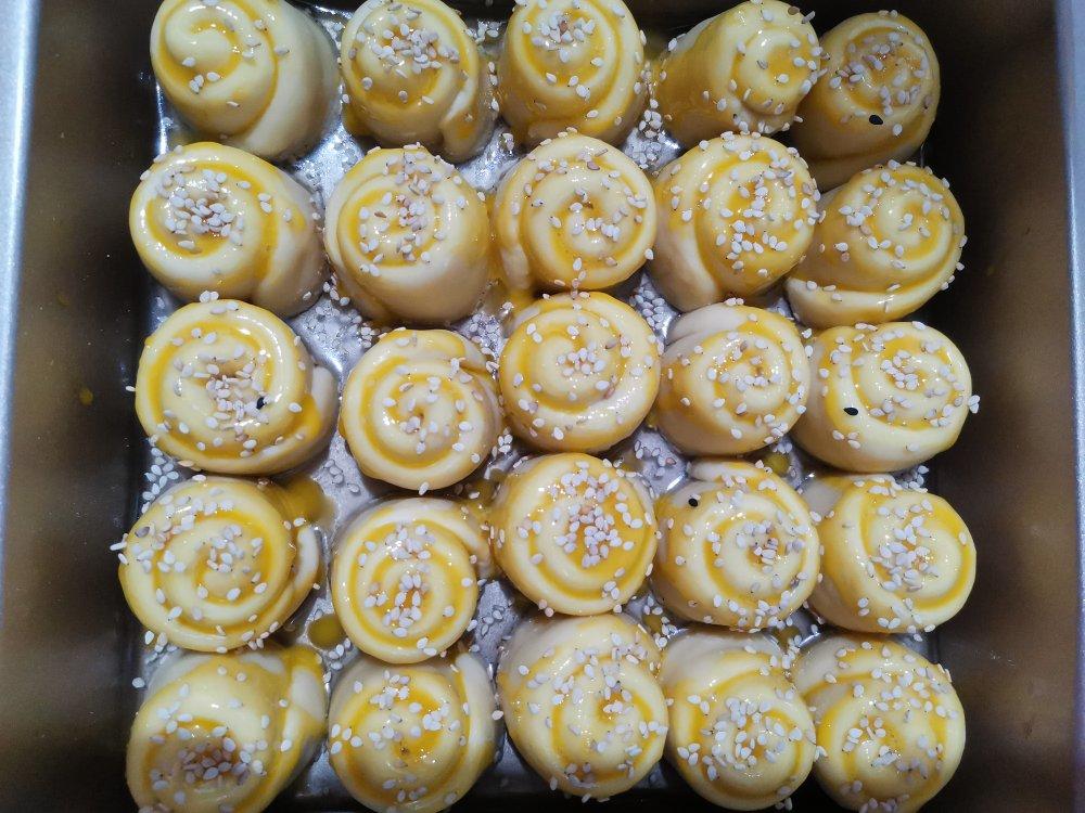 脆底蜂蜜小面包