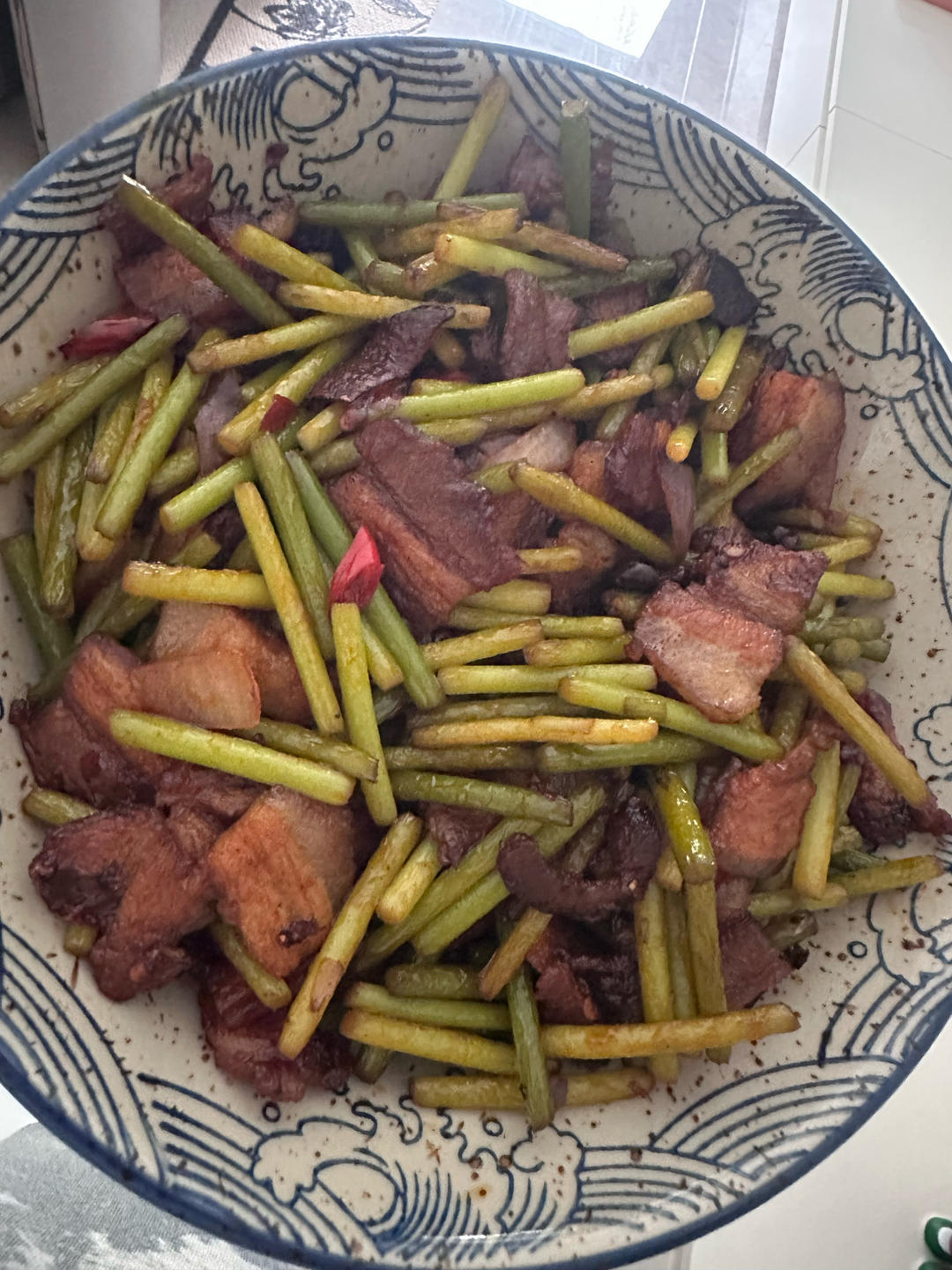 下饭高手（1）蒜苔回锅肉