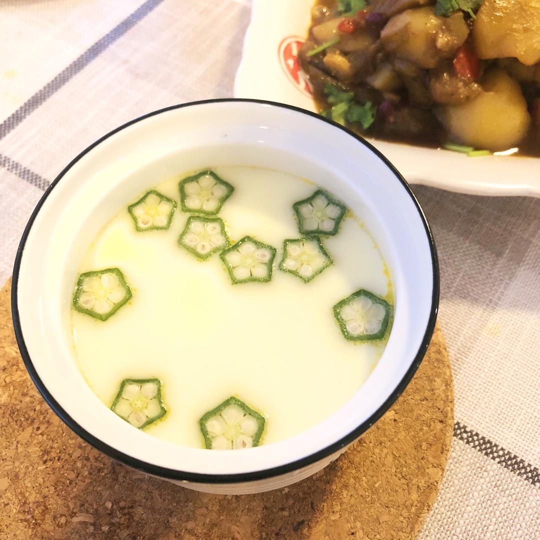 滑嫩Q弹秋葵炖蛋