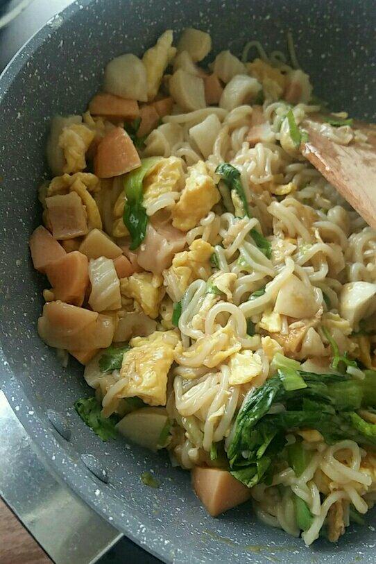 鸡蛋炒米粉
