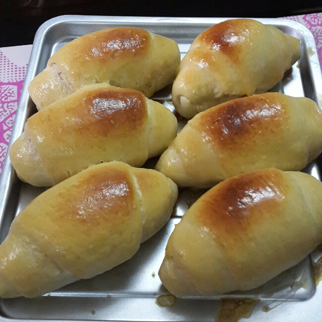 黄油面包卷