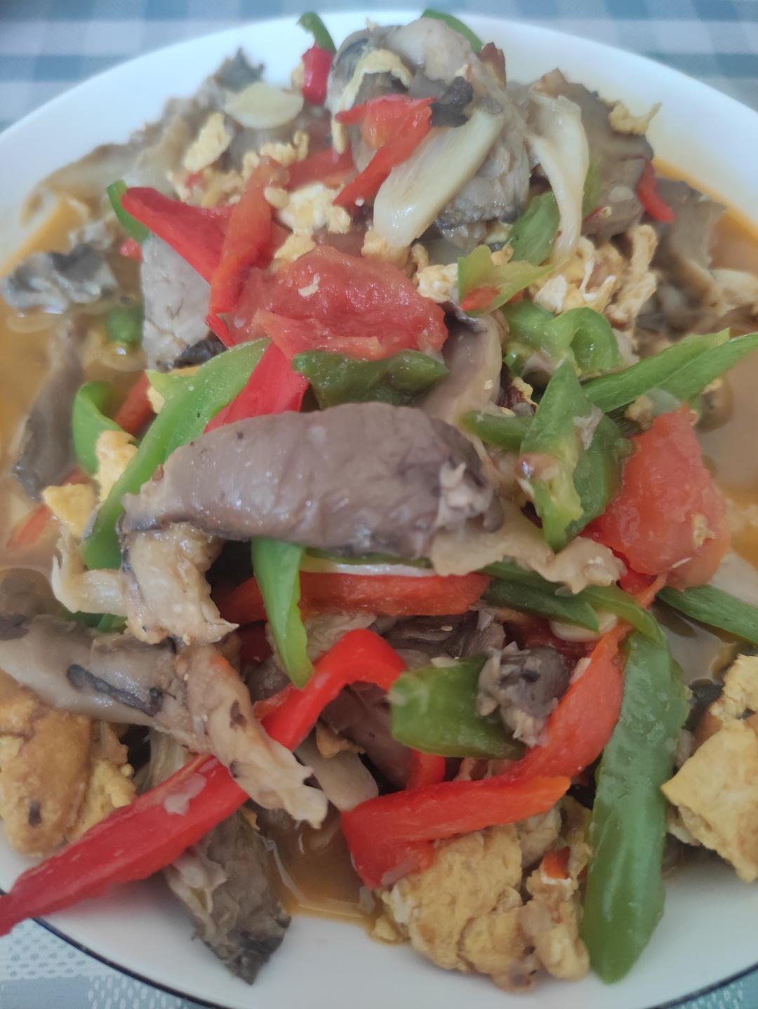 青椒平菇炒鸡蛋