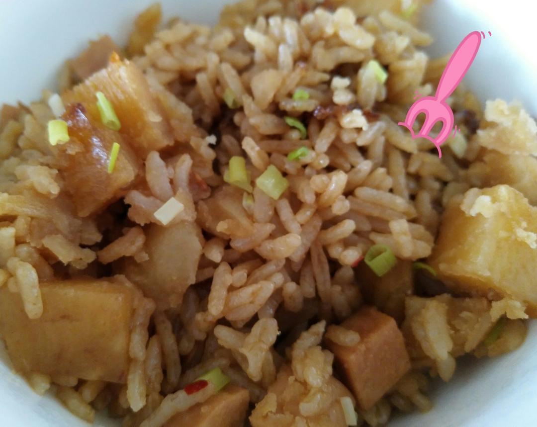 秘制土豆焖饭