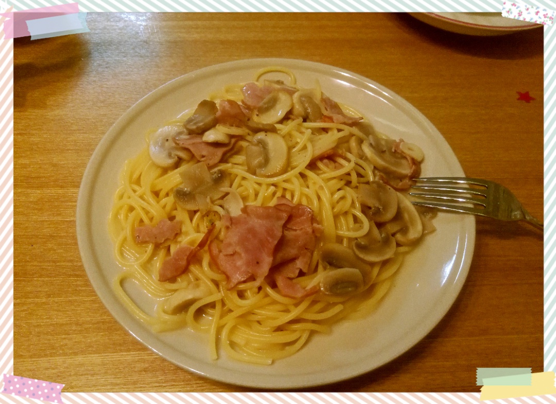 白蘑菇奶油培根意面