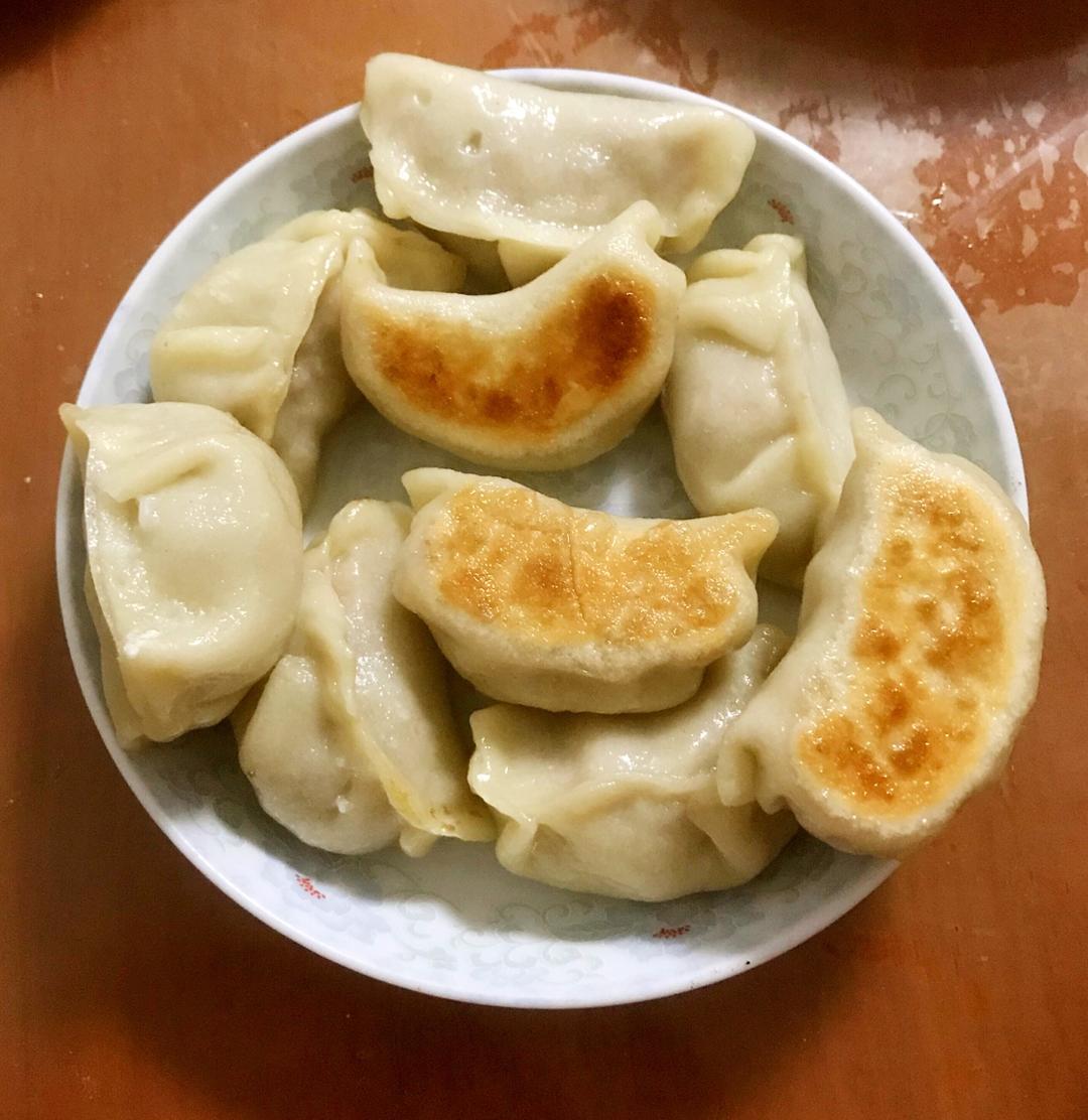 手工揉面三分钟，又韧又薄又好包的饺子皮