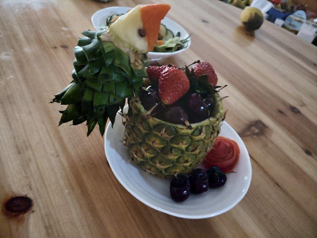 鸟语花香菠萝炒饭