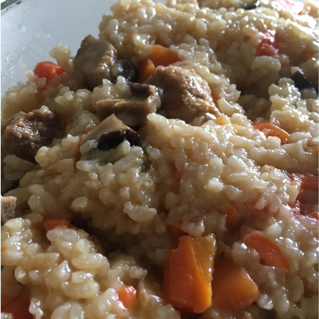 喷香排骨焖饭（爆好吃）