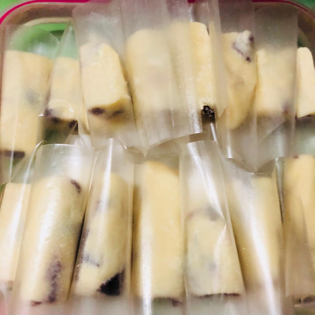 蔓越莓牛扎糖