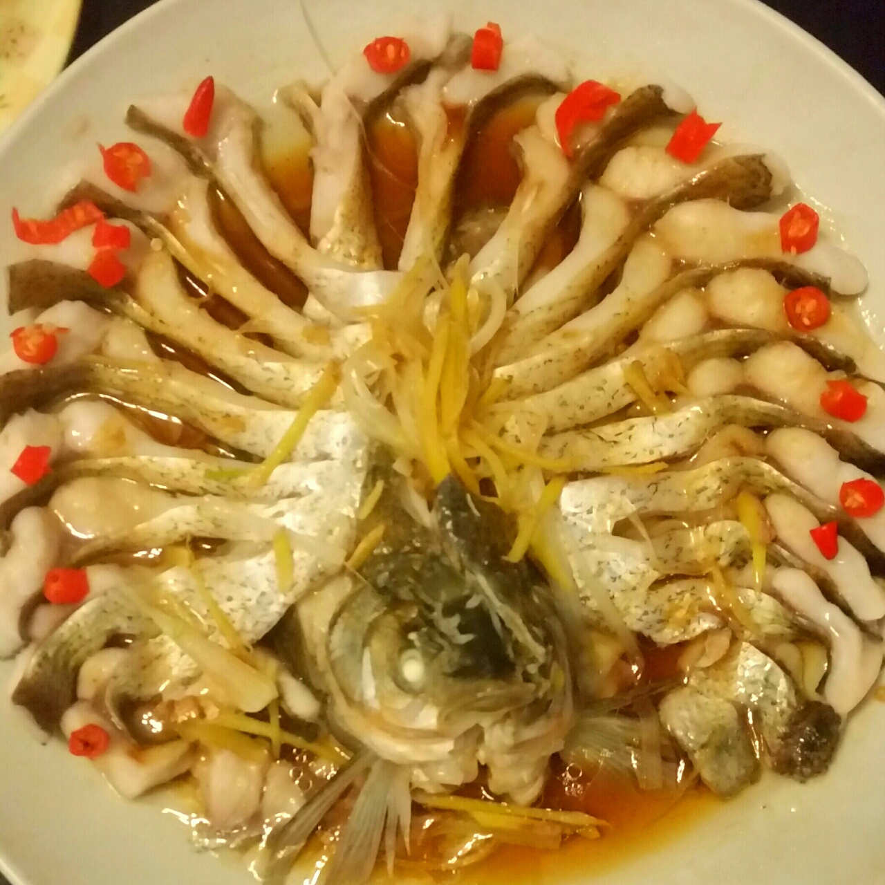 孔雀开屏清蒸鱼
