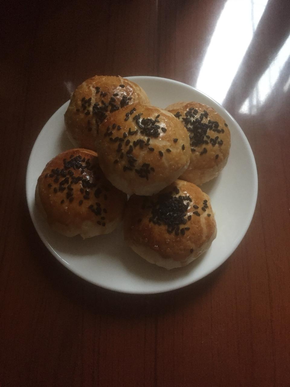 泳式鲜肉榨菜月饼