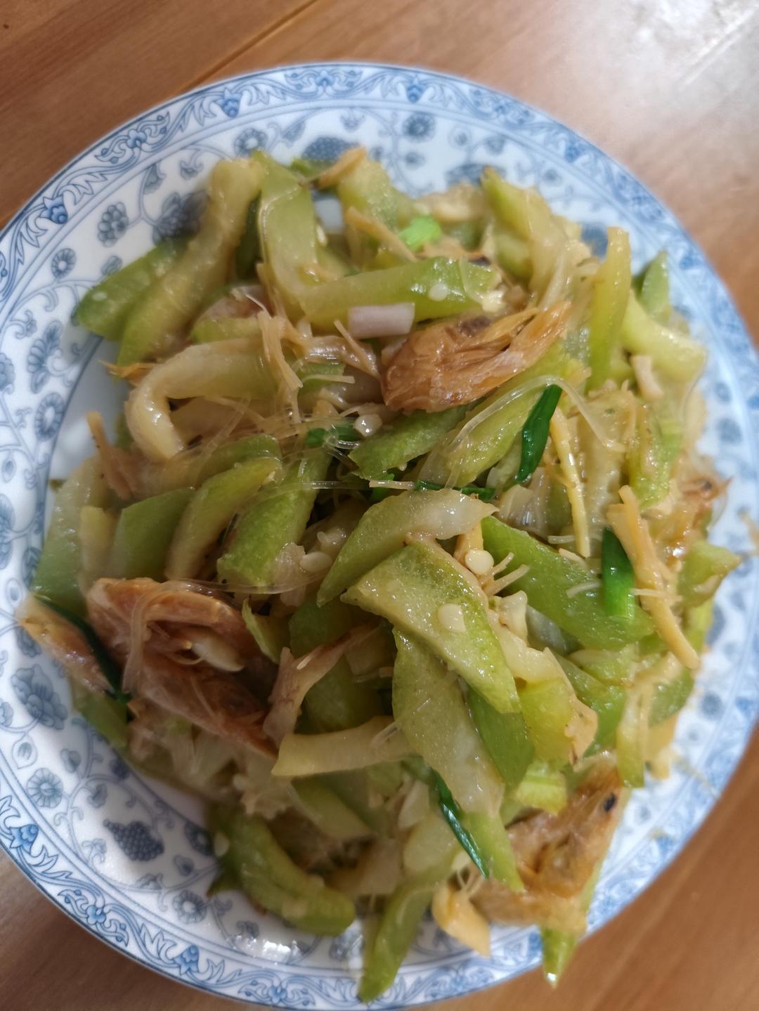 瑶柱虾米粉丝节瓜煲