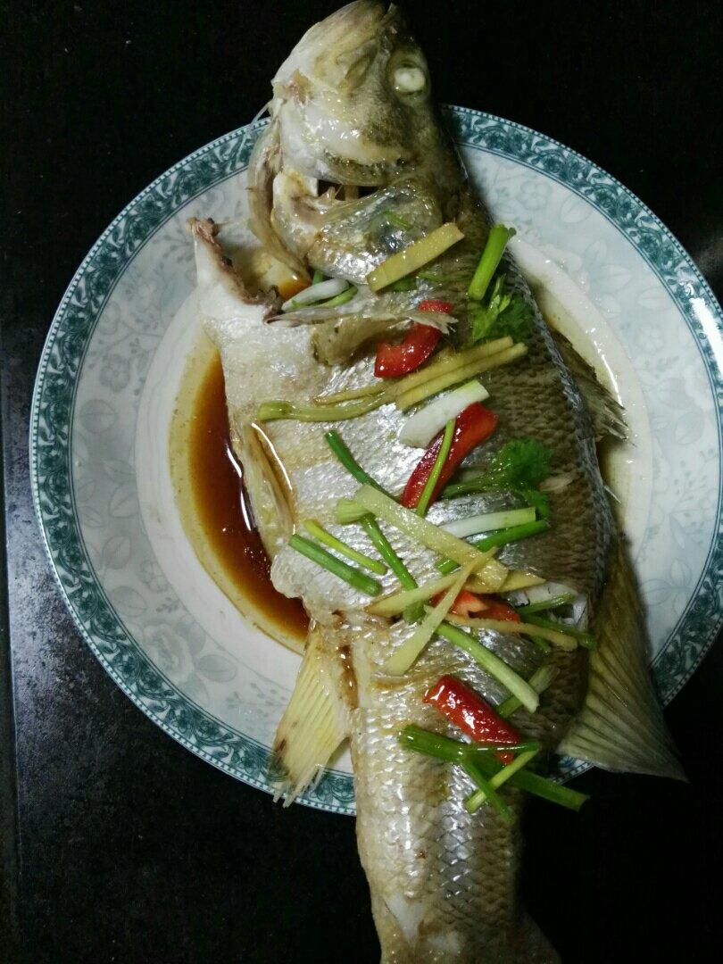 清蒸鲈鱼
