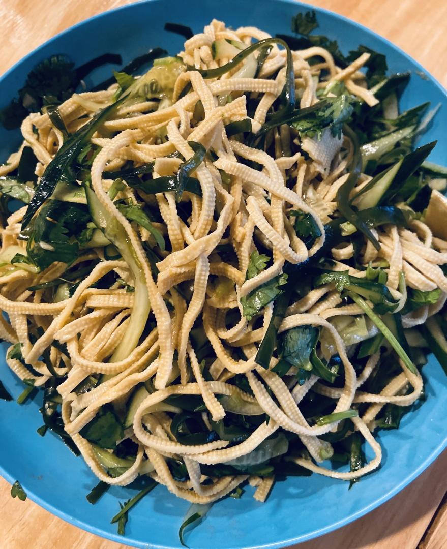 黄瓜丝拌干豆腐丝 东北凉菜
