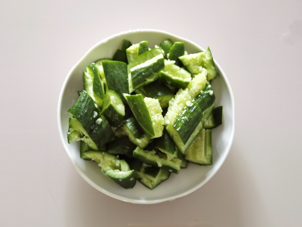 黄瓜拌木耳｜夏日掉秤菜的做法 步骤2