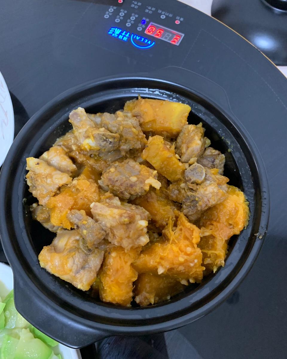 南瓜焖排骨