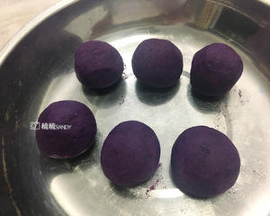 【原创】仿日本和果子造型的紫薯包子的做法 步骤1