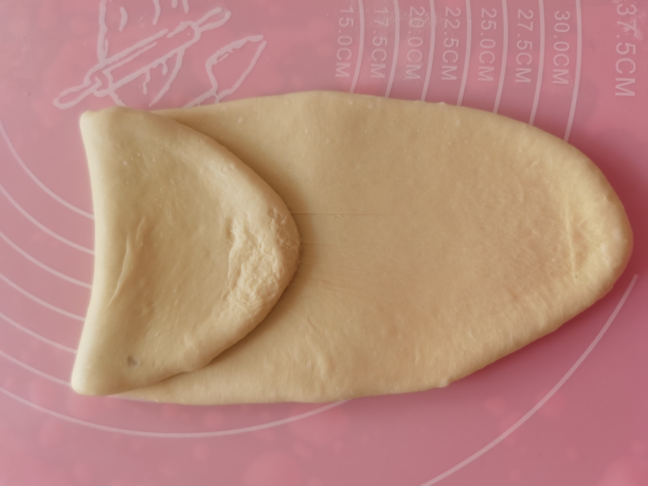 不用熬夜做面包了～成功率高、香软拉丝的北海道吐司（省时的中种法）的做法 步骤15