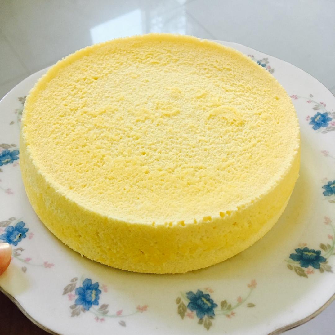 厨房里的nunu做的原味蒸蛋糕