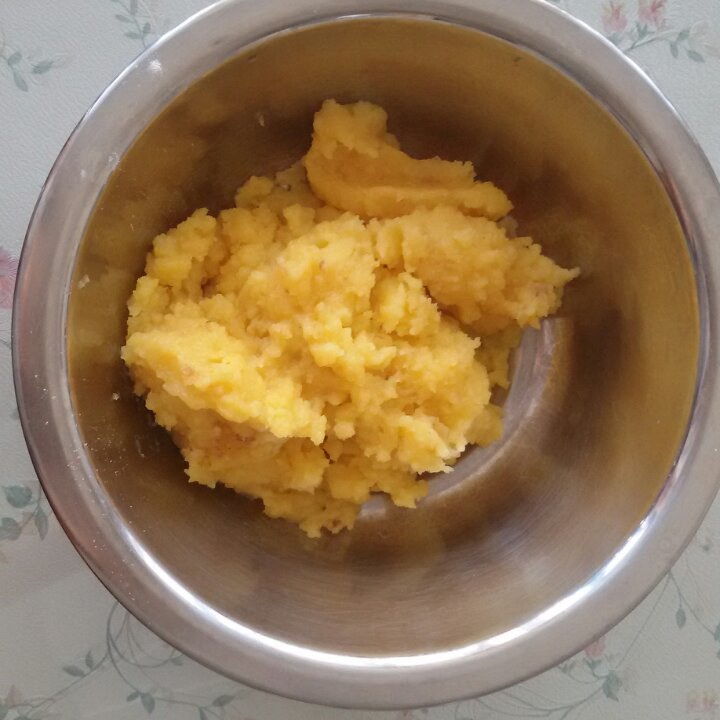 奶黄馅儿和奶黄包
