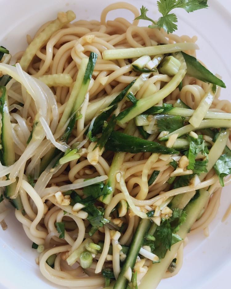 超级简单零难度夏日开胃的凉面拌面做法