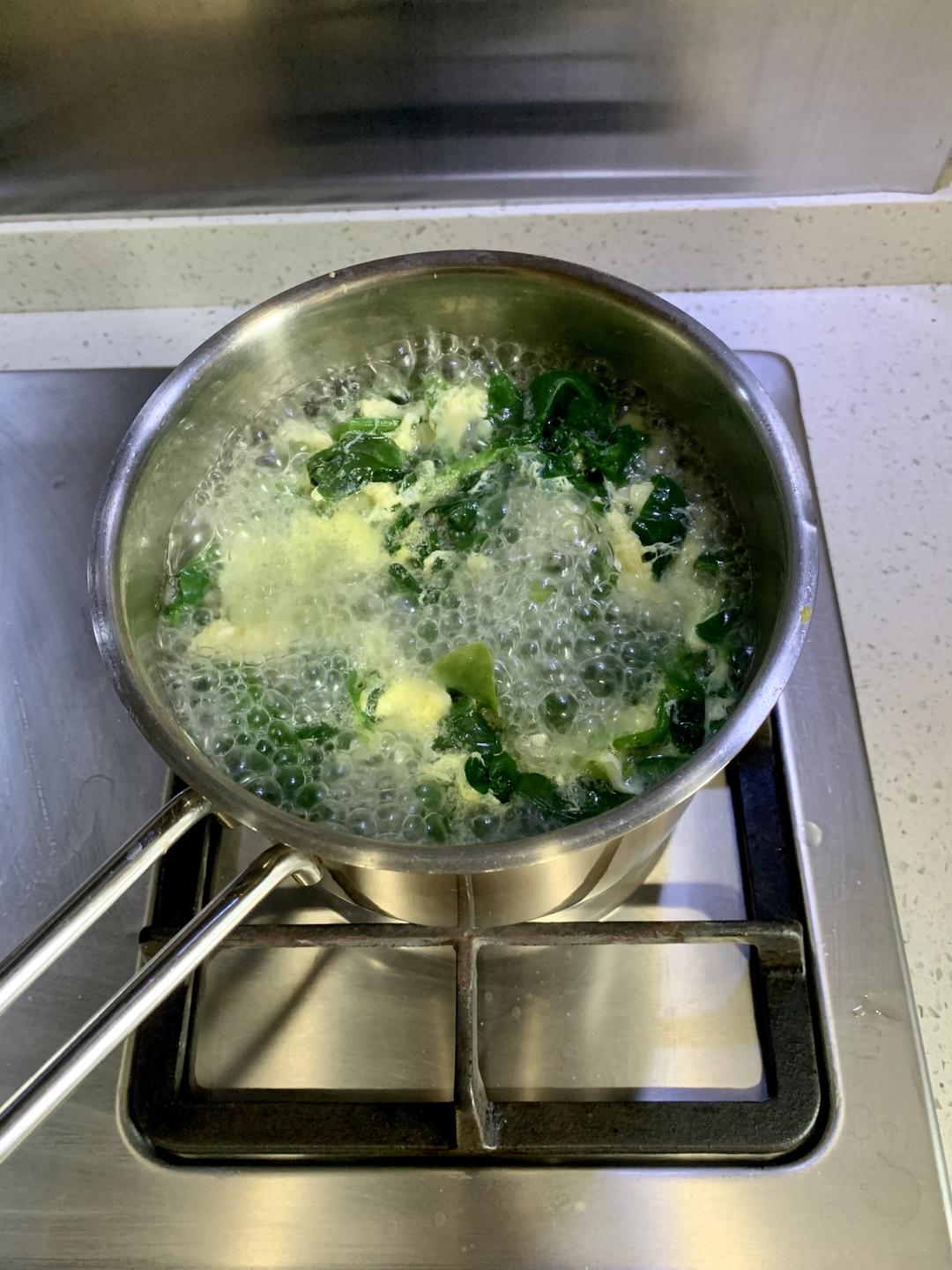 菠菜鸡蛋汤的做法