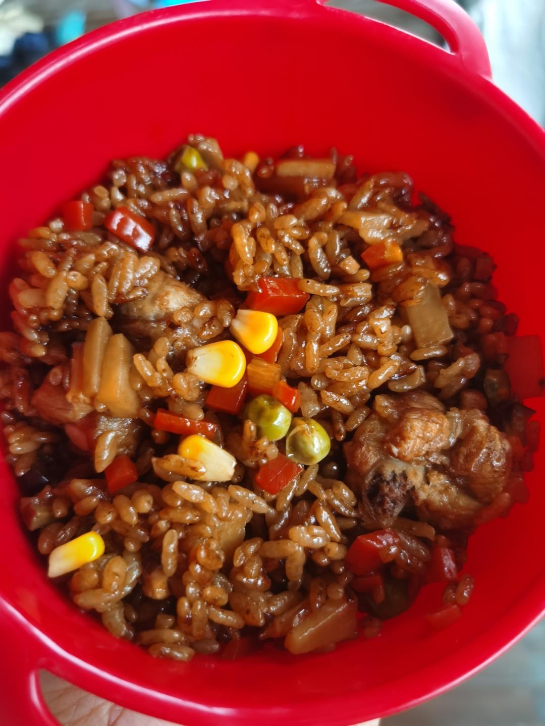 【排骨焖饭】