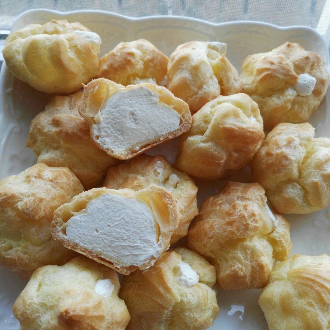 伱莪d寳做的奶油泡芙