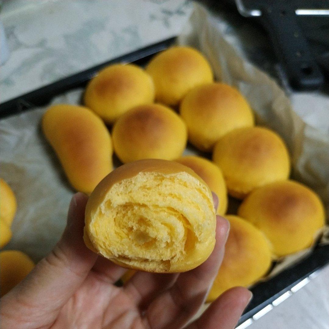 金大旺的胡萝卜小餐包