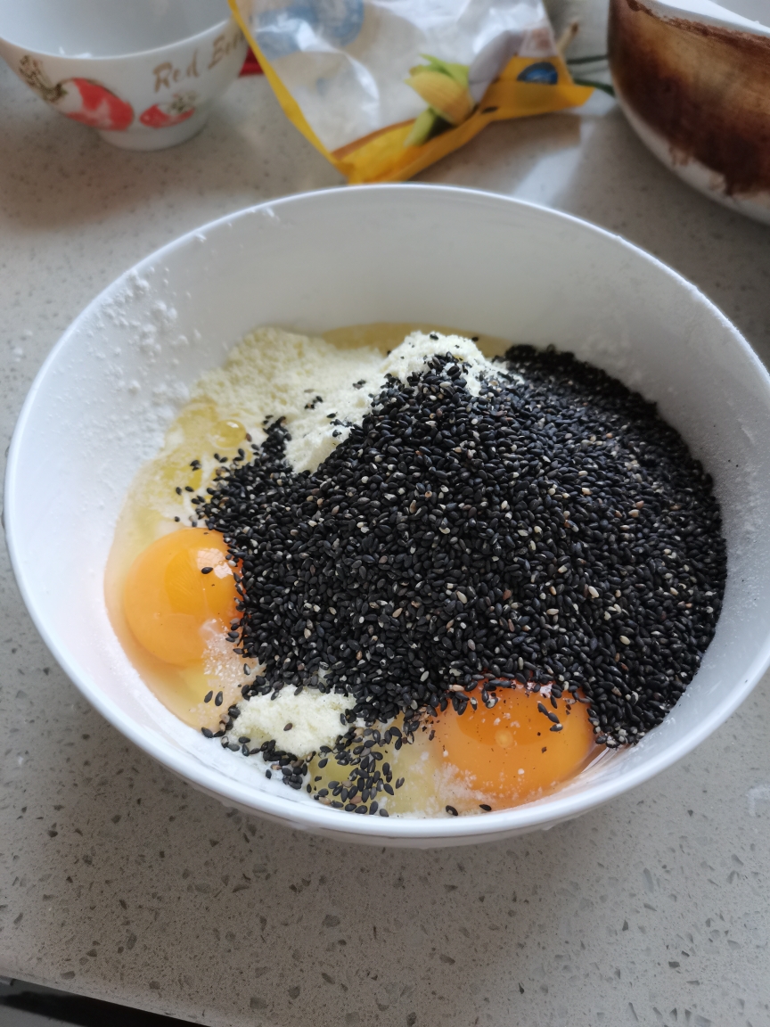 奶香酥脆鸡蛋卷（绝对脆）的做法 步骤5