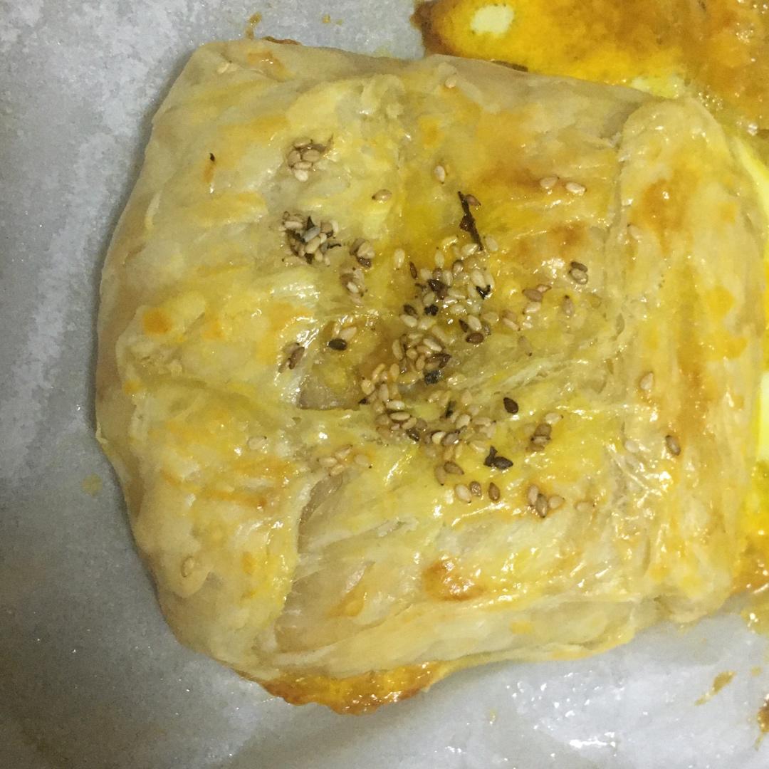 不用开酥，不用揉面，也能做香甜酥脆的苹果派