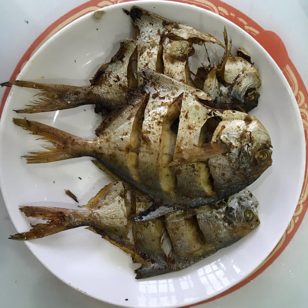 家庭版烤鲳鱼黄鱼