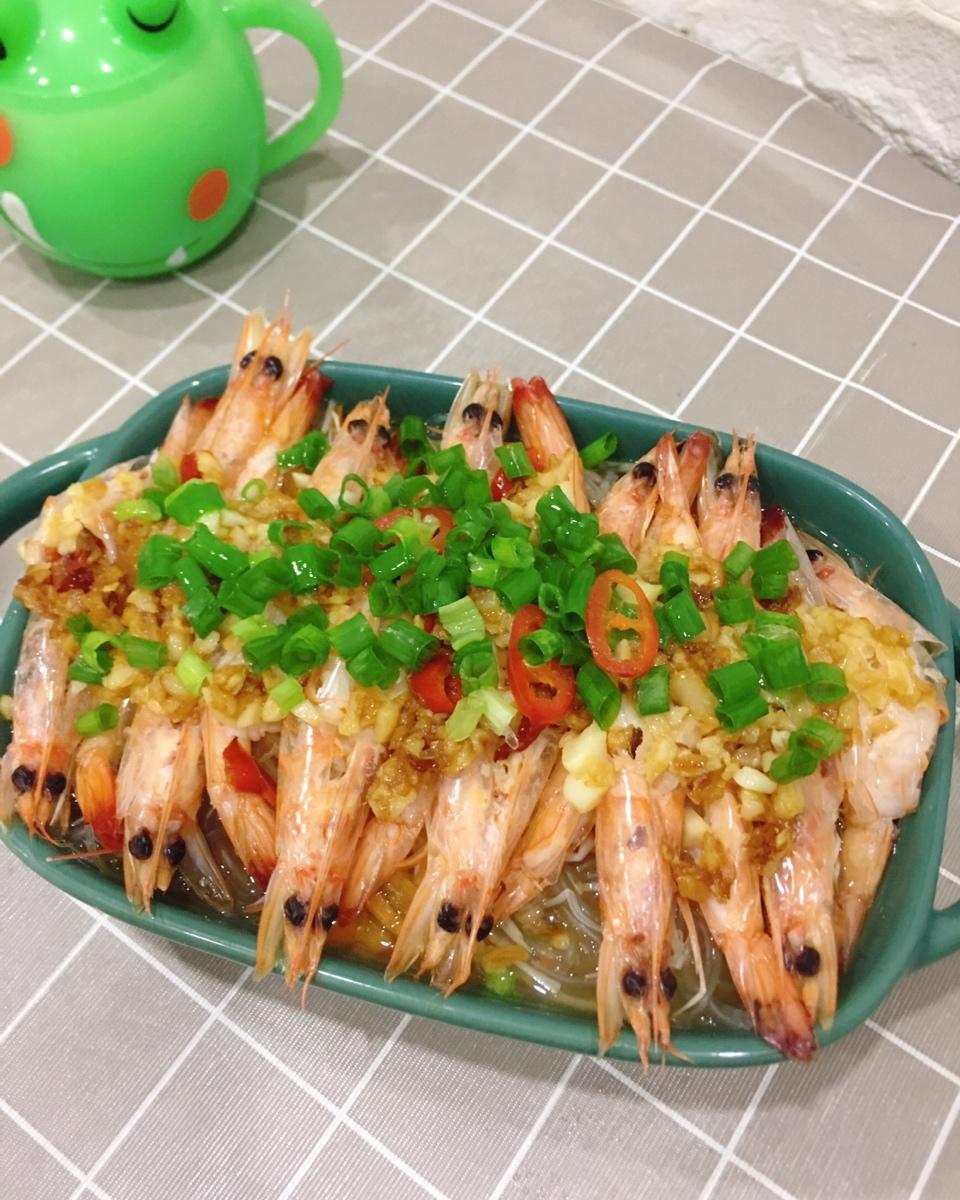 蒜蓉粉丝蒸大虾