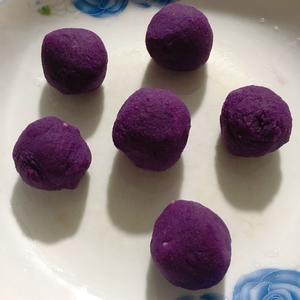 宝宝辅食简单版【芝心紫薯球】微波炉制作的做法 步骤5