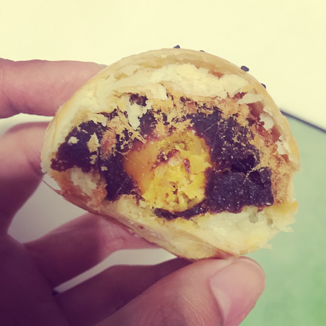 蛋黄酥酥酥（超级奶香黄油版）