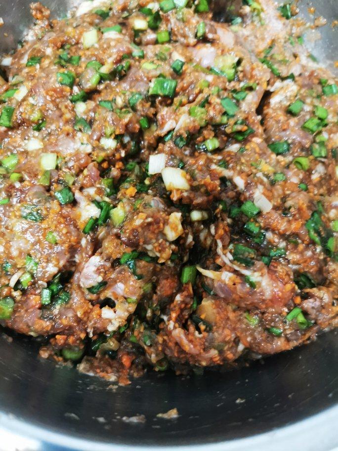 堂妈教你做辣椒鲜肉饺子