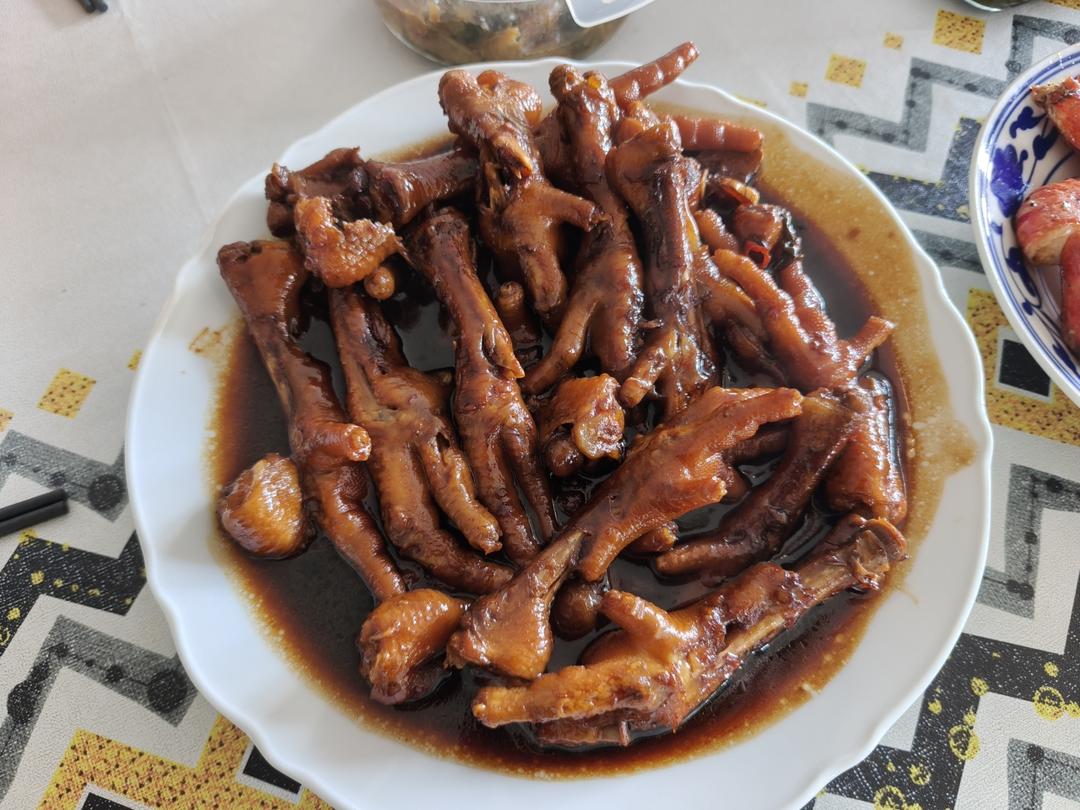 “销魂”卤鸡爪