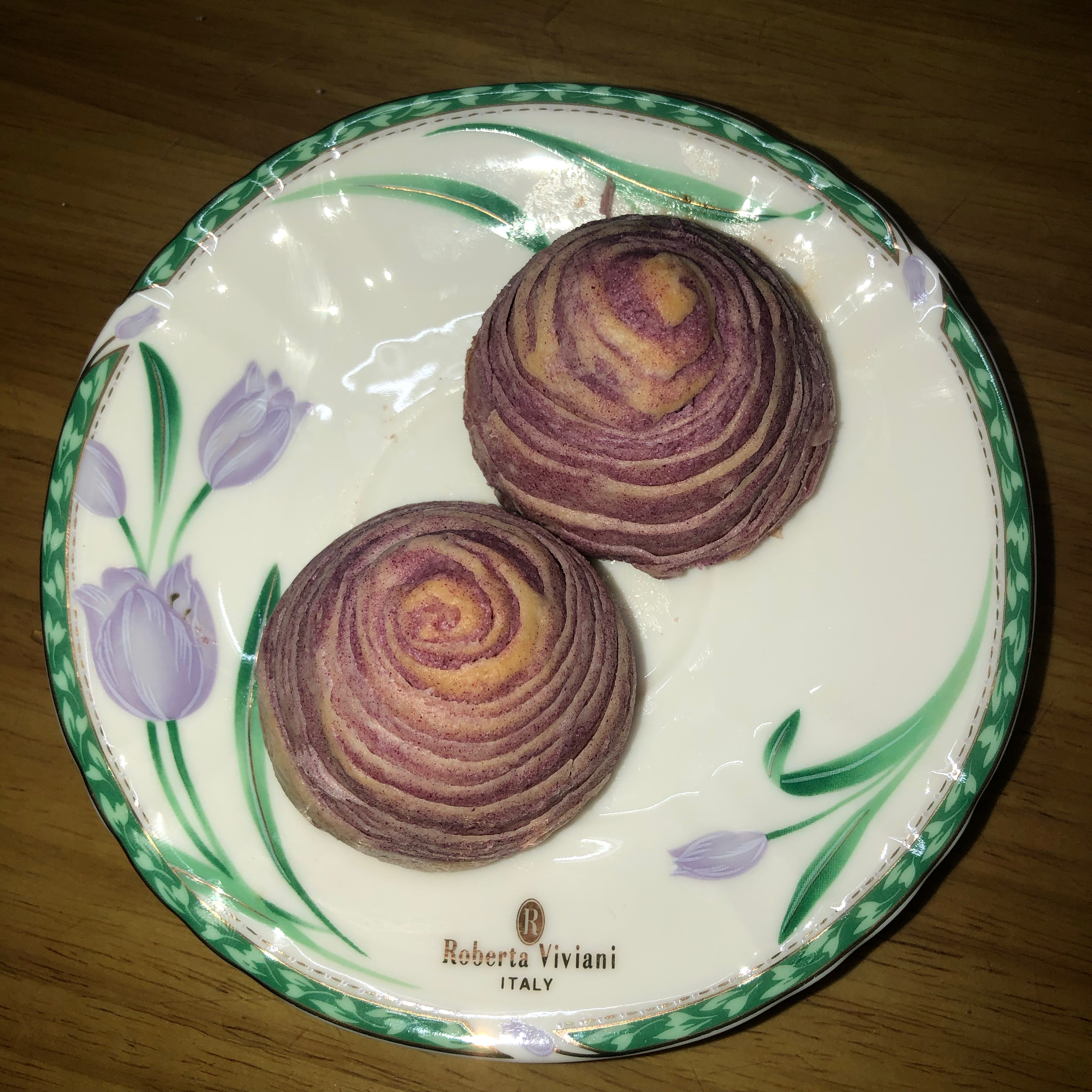 抹茶紫薯双色蛋黄酥（苏式月饼）